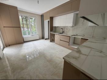 Güvenay - Çorum Üçtutlar Binevler Mevkin de Satılık 4+1 Villa 