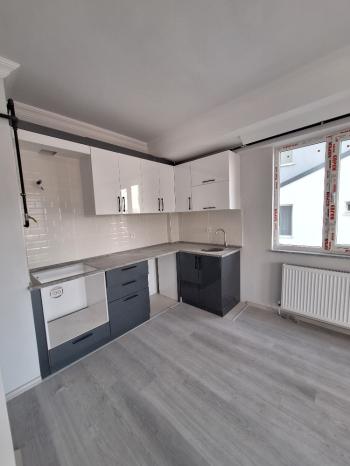 GÜVENAY - ÇORUM ULUKAVAK ÖMER KÖMÜRCÜ OKULU CİVARI 3+1 SIFIR SATILIK DAİRE