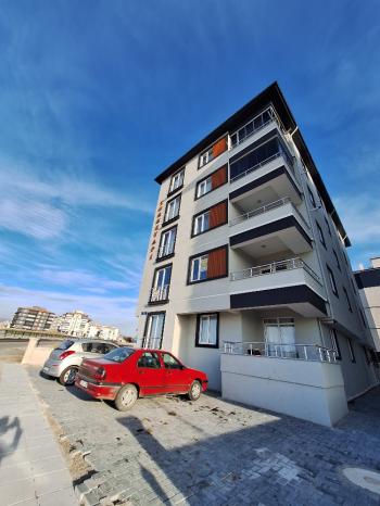 GÜVENAY - ÇORUM ULUKAVAK ÖMER KÖMÜRCÜ OKULU CİVARI 3+1 SIFIR SATILIK DAİRE