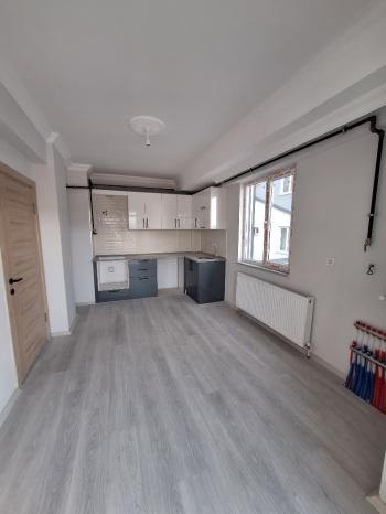 GÜVENAY - ÇORUM ULUKAVAK ÖMER KÖMÜRCÜ OKULU CİVARI 3+1 SIFIR SATILIK DAİRE