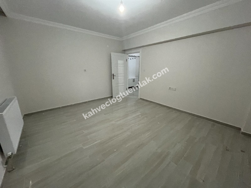 KAHVECİOĞLU EMLAK'DAN FATİH MAH KİRALIK DAİRE