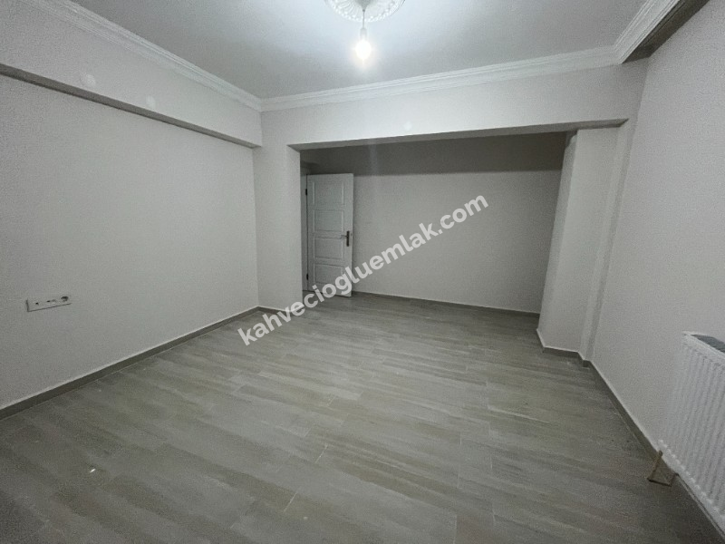 KAHVECİOĞLU EMLAK'DAN FATİH MAH KİRALIK DAİRE