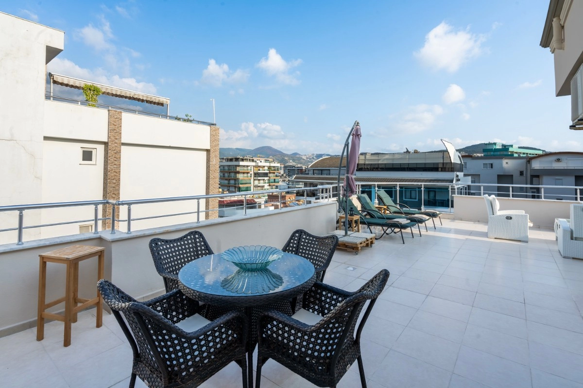 5+1 Perfect for Large Families