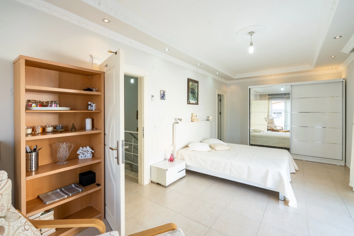 5+1 Perfect for Large Families