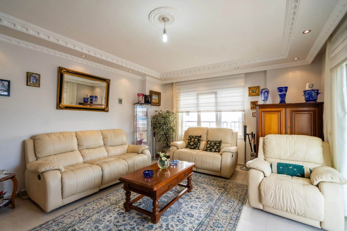 5+1 Perfect for Large Families