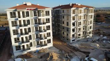 AFYON ÜÇOK EMLAKTAN ALİ İHSANPAŞA MAH TEMELDEN SATILIK LÜKS DAİRELER