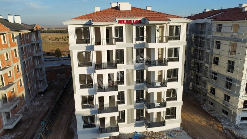 AFYON ÜÇOK EMLAKTAN ALİ İHSANPAŞA MAH TEMELDEN SATILIK LÜKS DAİRELER