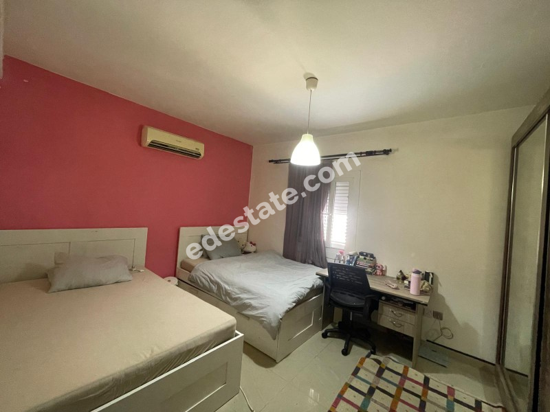 Lefkoşa Yenikent Bölgesinde Türk Koçanlı SATILIK 3+1 İKİZ VİLLA