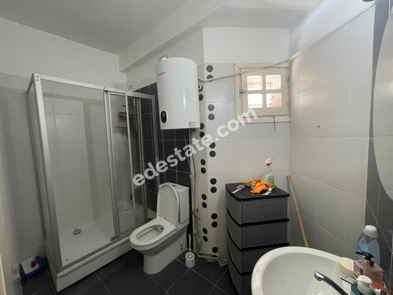 Lefkoşa Yenikent Bölgesinde Türk Koçanlı SATILIK 3+1 İKİZ VİLLA