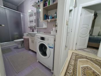 Bahçe Kullanımlı-Metro ve Metrobüs'e 5 Dakika-Katta Tek Daire