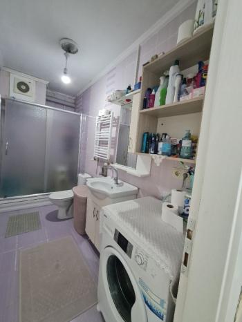 Bahçe Kullanımlı-Metro ve Metrobüs'e 5 Dakika-Katta Tek Daire