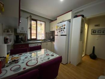 Sarıgazi Mahallesinde Ulaşımı Kolay 70 m² net Ters Dubleks 