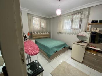 Sarıgazi Mahallesinde Ulaşımı Kolay 70 m² net Ters Dubleks 