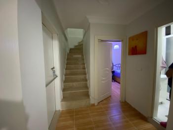 Sarıgazi Mahallesinde Ulaşımı Kolay 70 m² net Ters Dubleks 