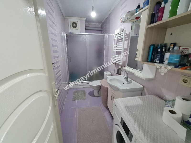 Bahçe Kullanımlı-Metro ve Metrobüs'e 5 Dakika-Katta Tek Daire