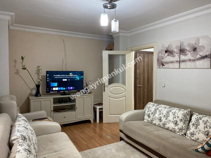 Sarıgazi Mahallesinde Ulaşımı Kolay 70 m² net Ters Dubleks 