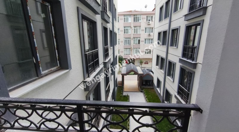 AVCILAR MERKEZ - SATILIK 3+1 SIFIR DAİRE SİTE KAPALI OTOPARKLI