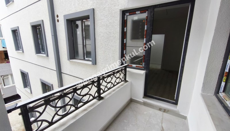 AVCILAR MERKEZ - SATILIK 3+1 SIFIR DAİRE SİTE KAPALI OTOPARKLI