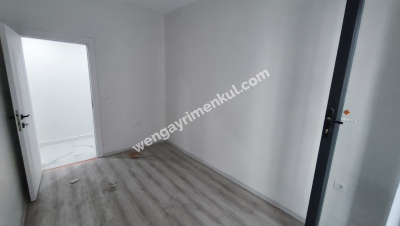 AVCILAR MERKEZ - SATILIK 3+1 SIFIR DAİRE SİTE KAPALI OTOPARKLI