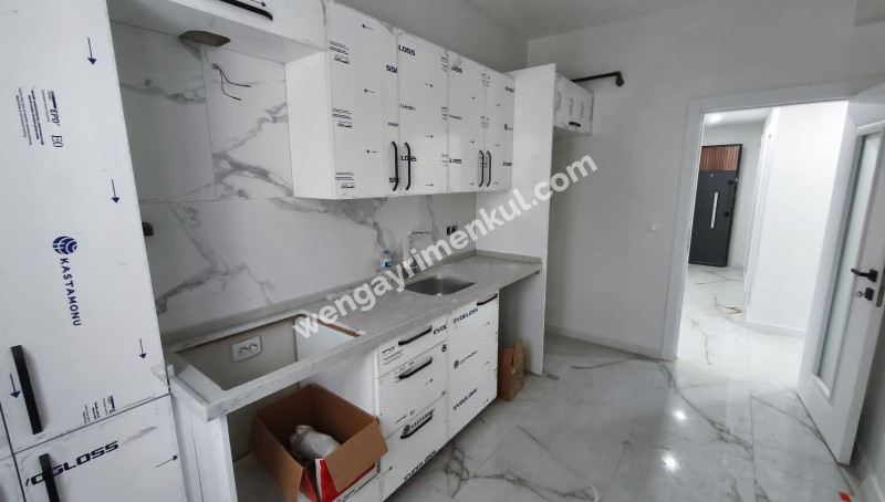 AVCILAR MERKEZ - SATILIK 3+1 SIFIR DAİRE SİTE KAPALI OTOPARKLI