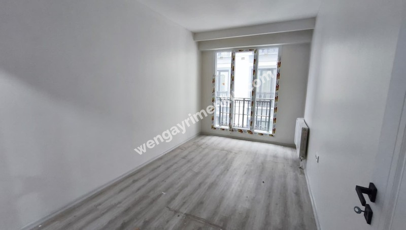 AVCILAR MERKEZ - SATILIK 3+1 SIFIR DAİRE SİTE KAPALI OTOPARKLI