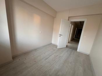 GÜVENAY - ÇORUM İLHAN GÜREL CADDESİ ARKASI 4+1 SIFIR DAİRELER