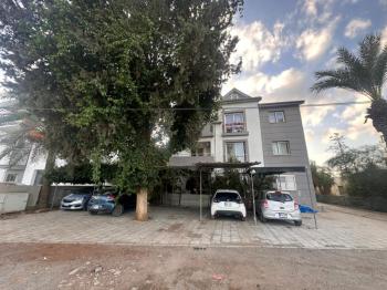 KÜÇÜK KAYMAKLI' DA ZEMİNKAT  SATILIK DAİRE