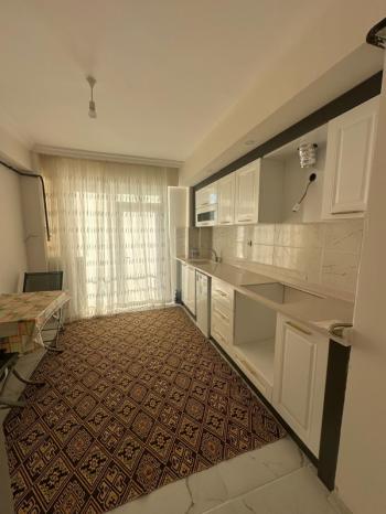 AFYON ÜÇOK EMLAKTAN MAREŞAL F ÇAKMAK MAH SATILIK 2 YAŞ FIRSAT LÜX 3+1 DAİRE