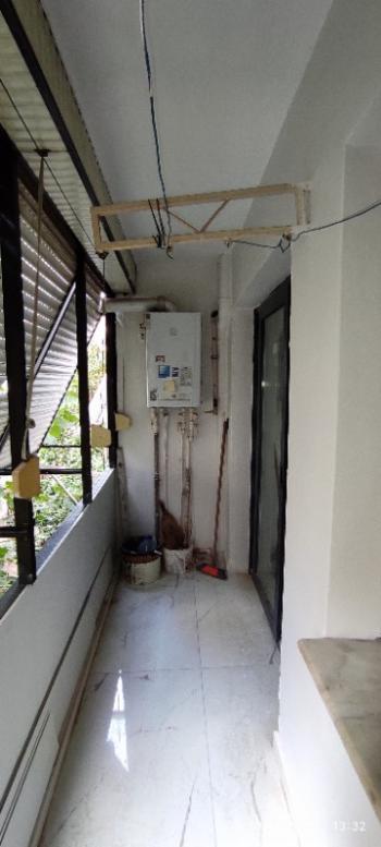 Antre Emlak'tan Satılık Bahçelievler'de Hastane Yanı Cadde Üstü Sıfırlanmış 2+1, Doğalgazlı Daire