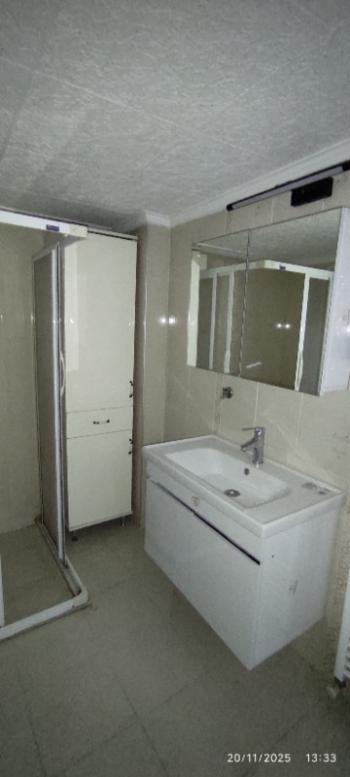 Antre Emlak'tan Satılık Bahçelievler'de Hastane Yanı Cadde Üstü Sıfırlanmış 2+1, Doğalgazlı Daire