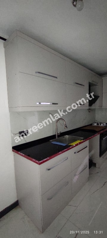 Antre Emlak'tan Satılık Bahçelievler'de Hastane Yanı Cadde Üstü Sıfırlanmış 2+1, Doğalgazlı Daire