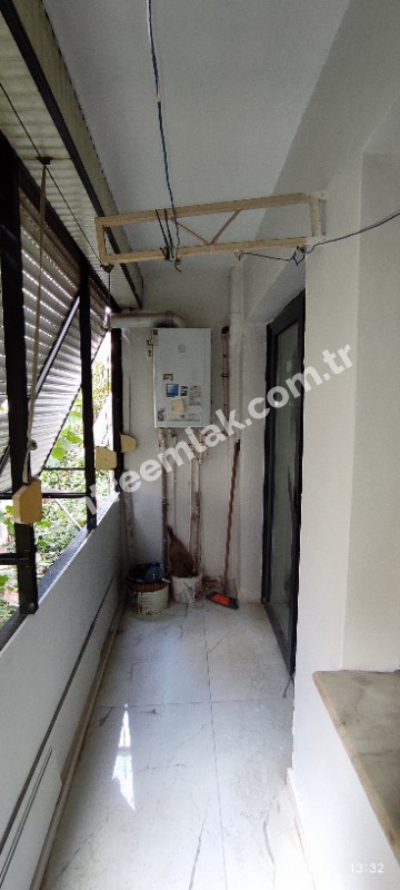 Antre Emlak'tan Satılık Bahçelievler'de Hastane Yanı Cadde Üstü Sıfırlanmış 2+1, Doğalgazlı Daire