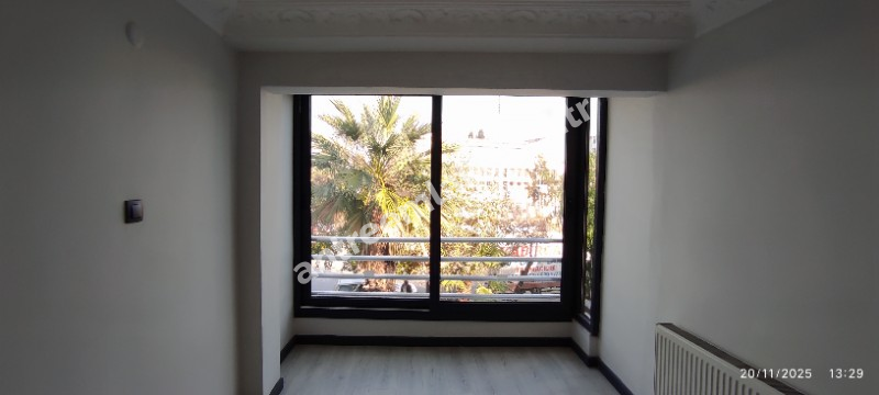 Antre Emlak'tan Satılık Bahçelievler'de Hastane Yanı Cadde Üstü Sıfırlanmış 2+1, Doğalgazlı Daire