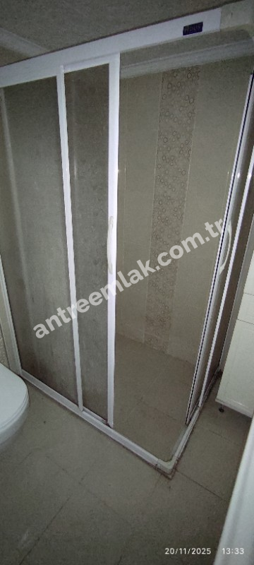 Antre Emlak'tan Satılık Bahçelievler'de Hastane Yanı Cadde Üstü Sıfırlanmış 2+1, Doğalgazlı Daire