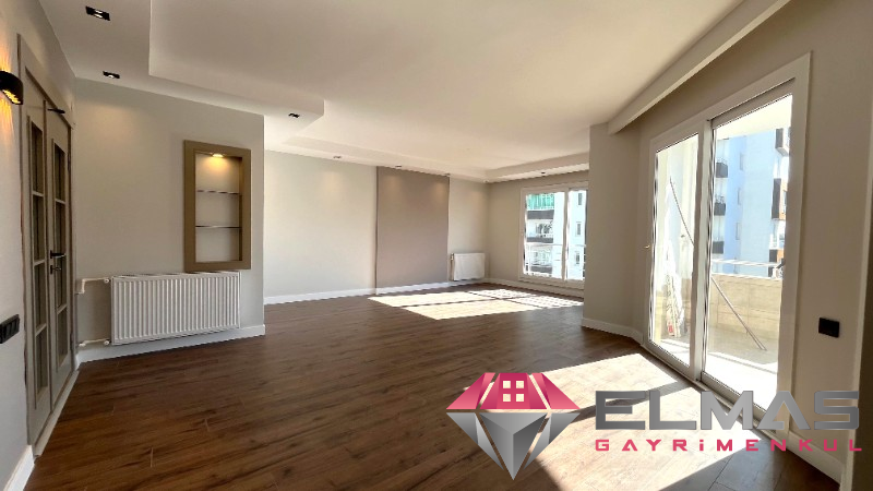 Elmas’tan Merkez Mh’de Benzersiz Fırsat! Dev Metraj 3+1