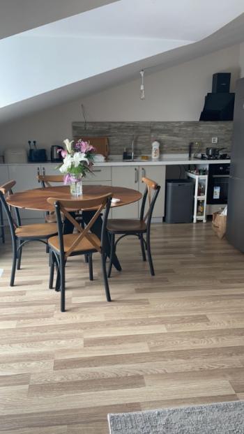 Wen Gayrimenkul den  Göktürk te Teraslı Çatı Katı 2+1 Kiralık Daire