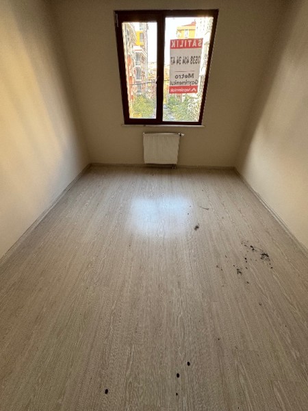 Binevler Vuslat Konakları Güvenlikli Site'de Boş Satılık Daire