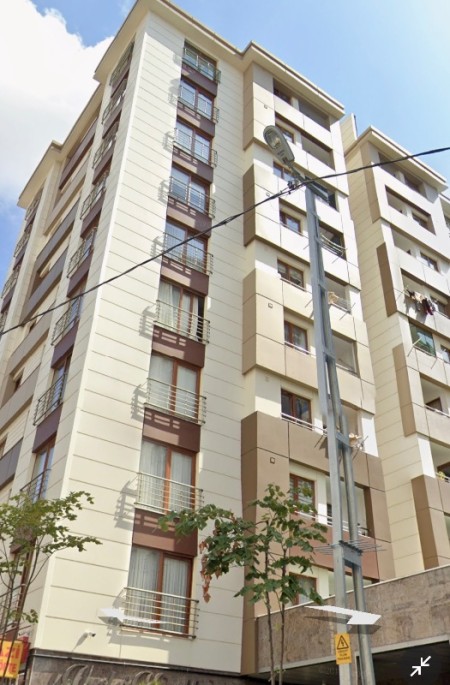 Binevler Vuslat Konakları Güvenlikli Site'de Boş Satılık Daire