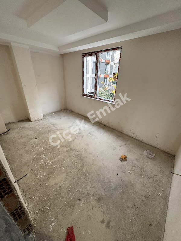 Alibeyköy Çarşı'ya Yakın 4.Kat 2+1 Balkonlu Sıfır Satılık Daire