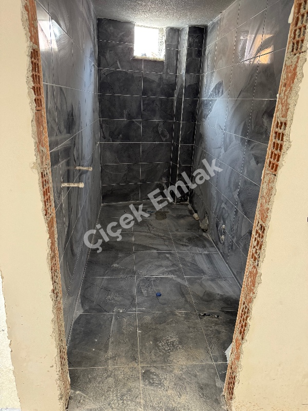 Alibeyköy Çarşı'ya Yakın 4.Kat 2+1 Balkonlu Sıfır Satılık Daire