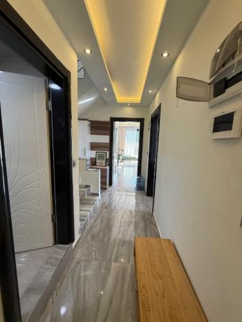 Didim Akbükde Deniz Manzaralı 4+1 Eşyalı Villa