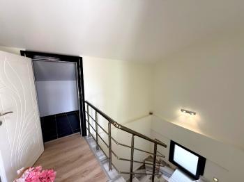 Didim Akbükde Deniz Manzaralı 4+1 Eşyalı Villa