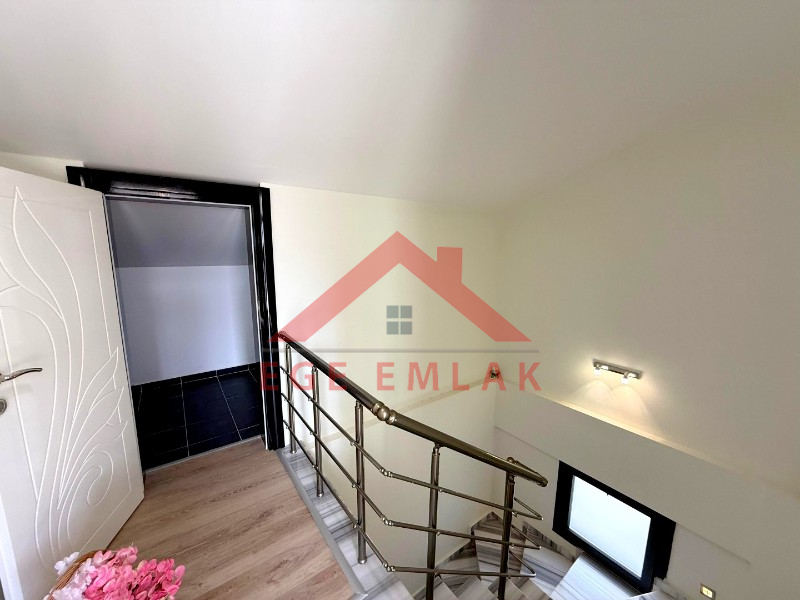 Didim Akbükde Deniz Manzaralı 4+1 Eşyalı Villa