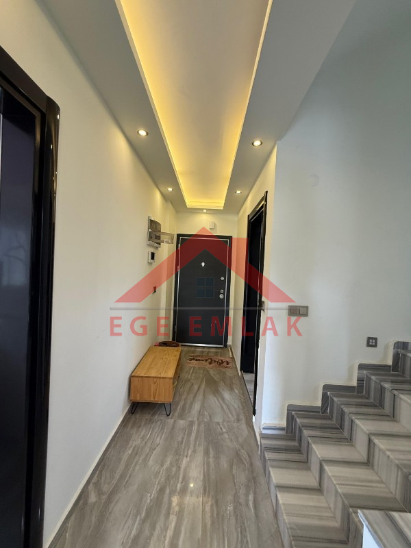 Didim Akbükde Deniz Manzaralı 4+1 Eşyalı Villa