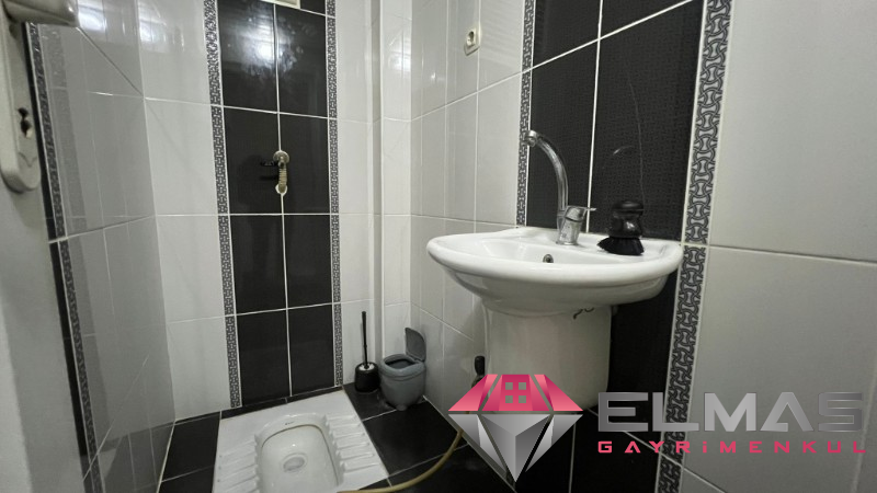 Elmas’tan Güvenevler’de Site İçi Bağımsız Mutfak Eşyalı 3+1