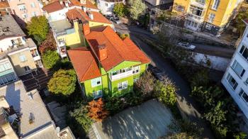 Kanlıca İskelesine 150 Metre Satılık Masalsı Tarihi Köşk & Konak