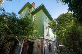 Kanlıca İskelesine 150 Metre Satılık Masalsı Tarihi Köşk & Konak