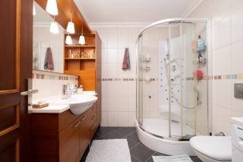 Kanlıca İskelesine 150 Metre Satılık Masalsı Tarihi Köşk & Konak