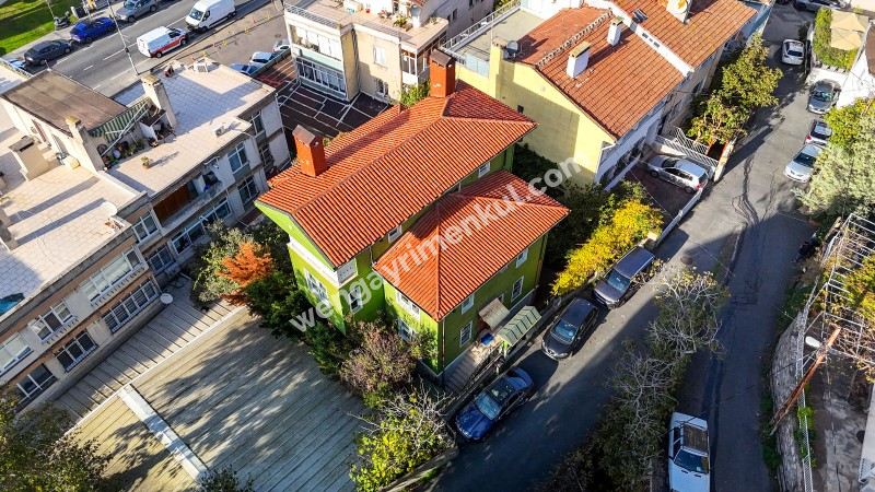 Kanlıca İskelesine 150 Metre Satılık Masalsı Tarihi Köşk & Konak