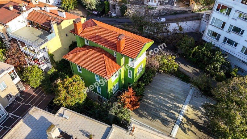 Kanlıca İskelesine 150 Metre Satılık Masalsı Tarihi Köşk & Konak